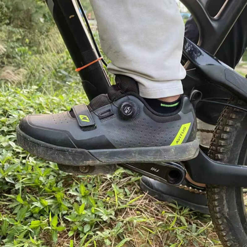 AVITUS Buty do rowerów górskic – Commuting On Road Bike recenzja i cena